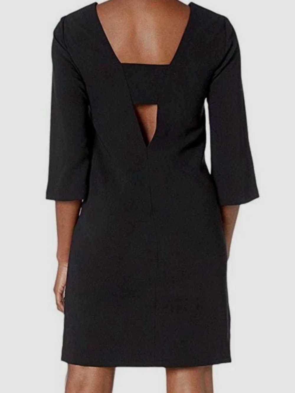 Trina Turk Black Backless V-Detail Sheath Dress